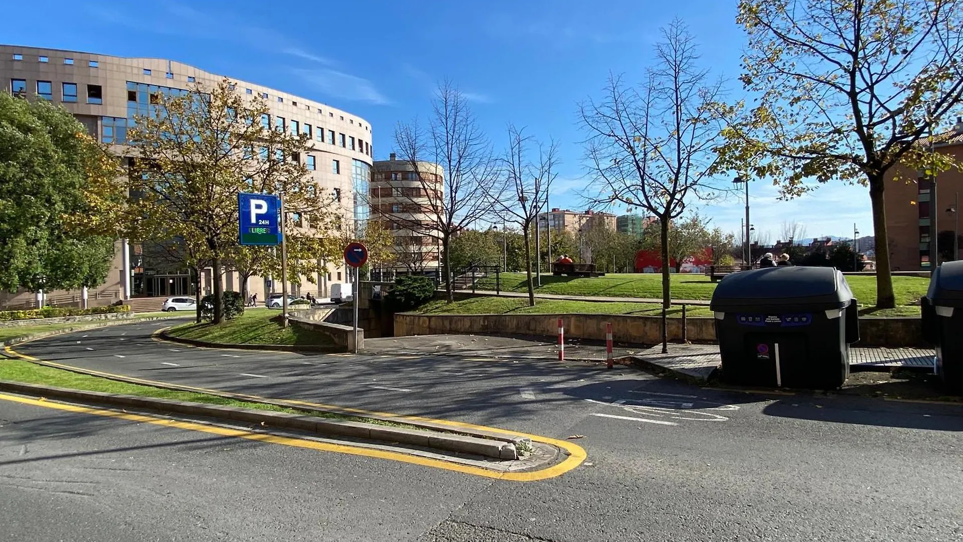 Piso Deluxe Centro Cerca Del Bec Apartment Barakaldo Spain