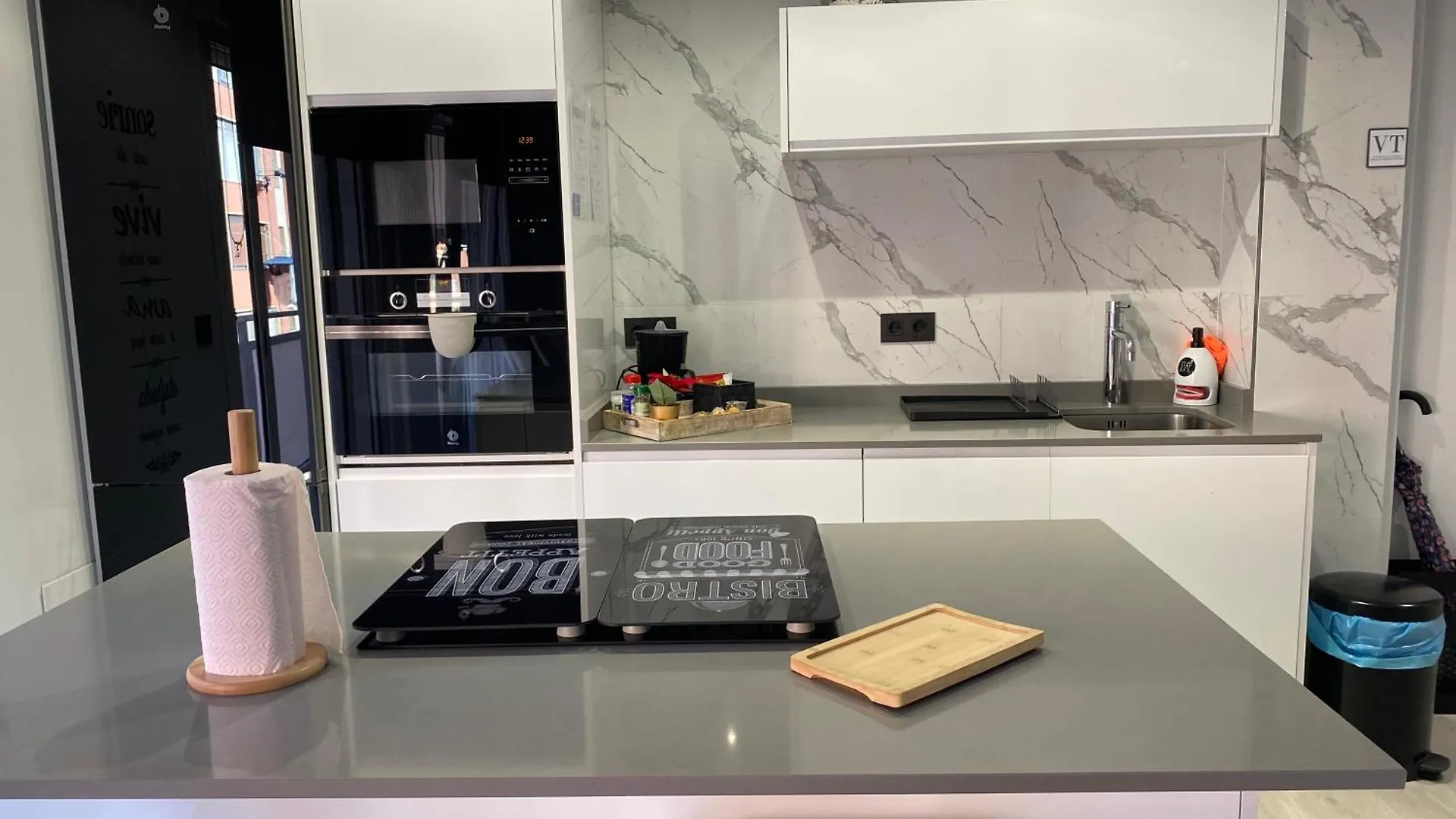Piso Deluxe Centro Cerca Del Bec Apartment Barakaldo